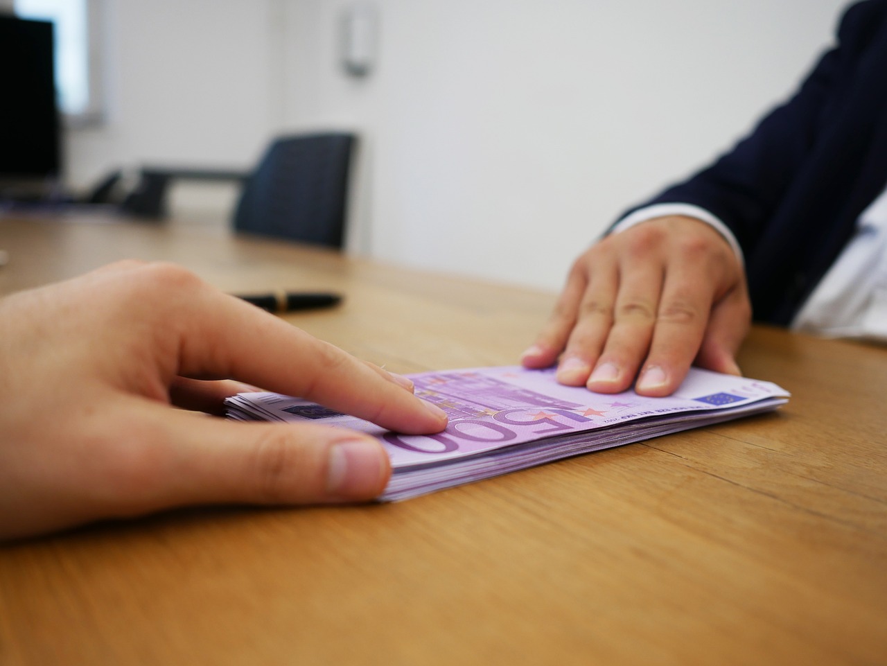 Grafico che illustra le nuove soglie ISEE 2025 per accedere ai bonus.