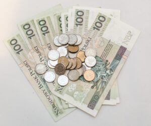 Cedolino mensile con evidenziato l'aumento delle pensioni di febbraio 2026.